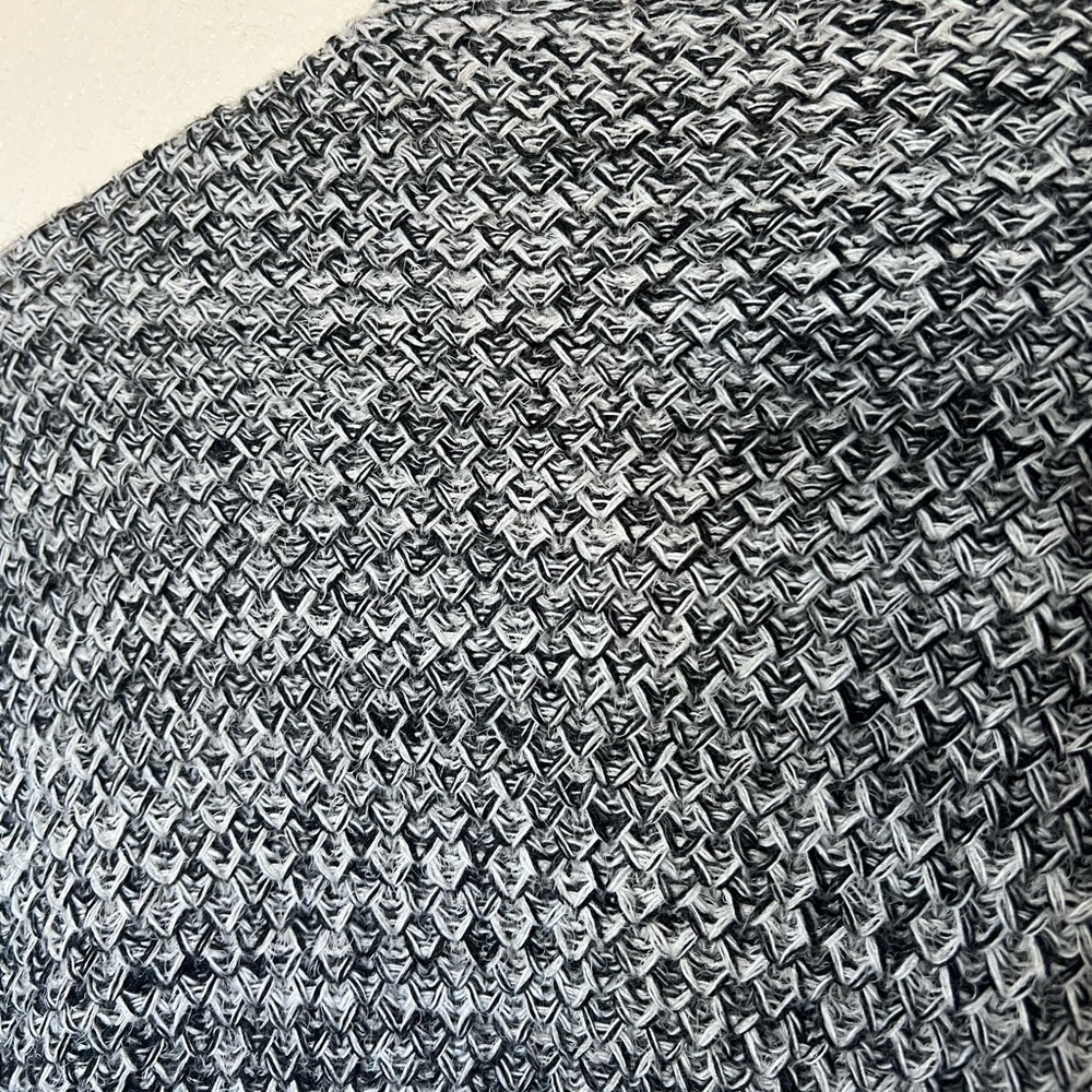 Ontwelfth | Fringe Knit Cardigan - Picture 9 of 9